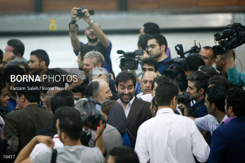 ‘The Salesman’ crew arrive in Tehran amid warm welcome