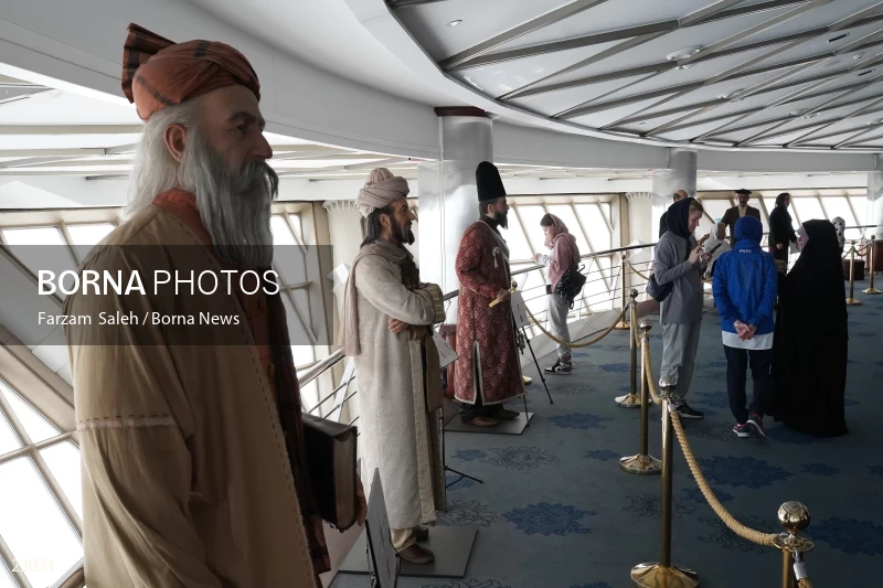 Foreign athletes visit Tehran's Milad Tower