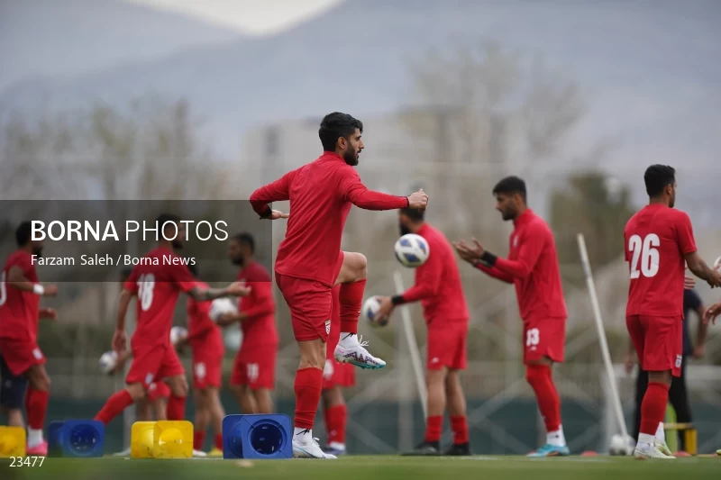 The first training session of the national football team with the presence of Amir Ghalenoei