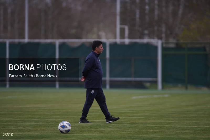 The first training session of the national football team with the presence of Amir Ghalenoei