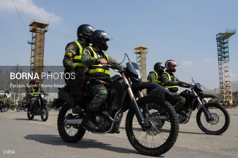 Special Units of FARAJA Hold Exercises