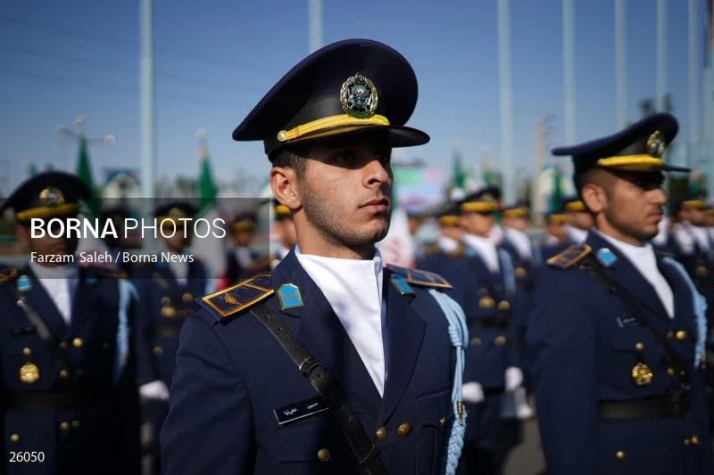 Military Parades Held in Iran on National Army Day