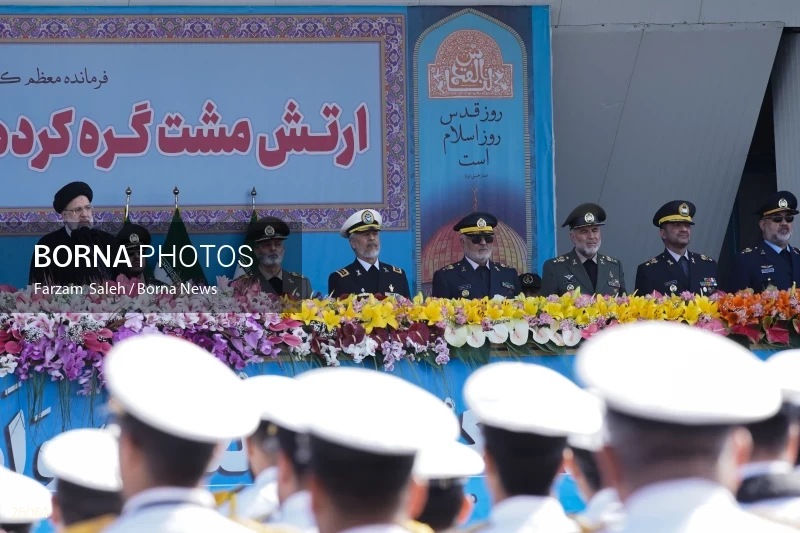 Military Parades Held in Iran on National Army Day