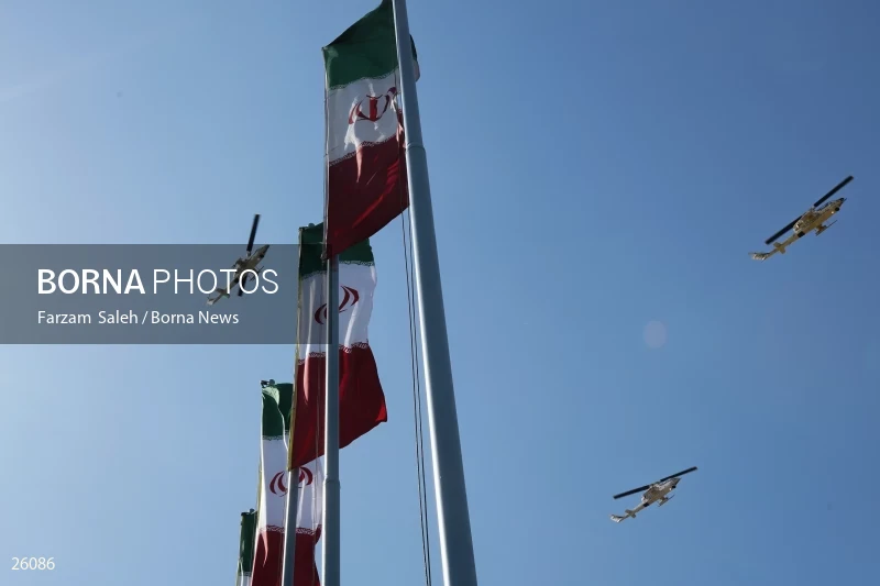 Military Parades Held in Iran on National Army Day