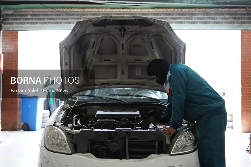 Car repair shop for women in Abshenasan Auto Technical Examination Center