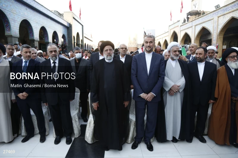 President Ebrahim Raisi in the holy shrine of Hazrat Zeinab (PBUH)