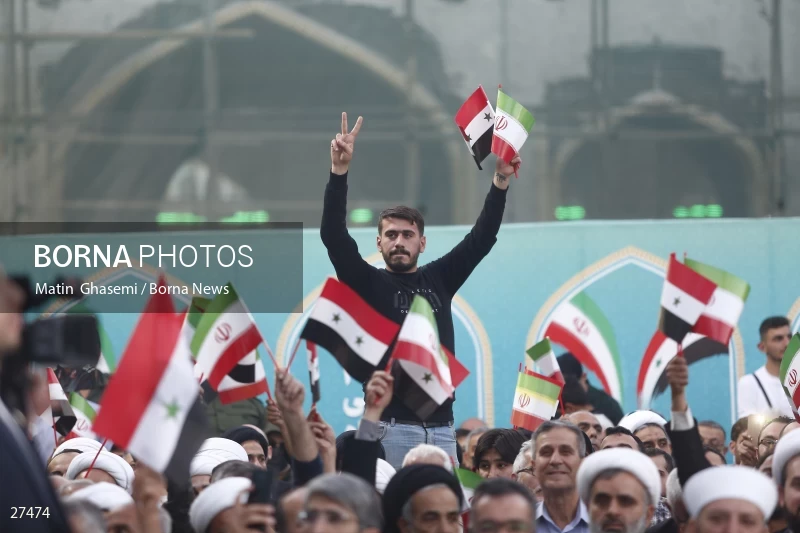 President Ebrahim Raisi in the holy shrine of Hazrat Zeinab (PBUH)