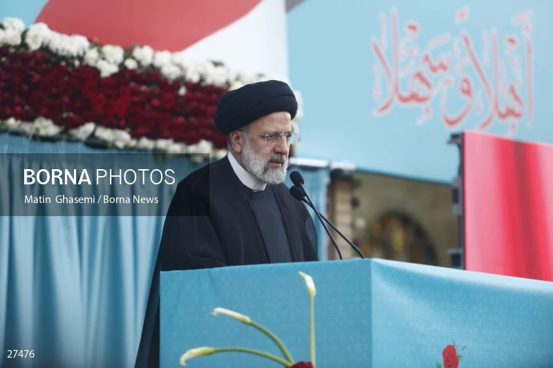 President Ebrahim Raisi in the holy shrine of Hazrat Zeinab (PBUH)