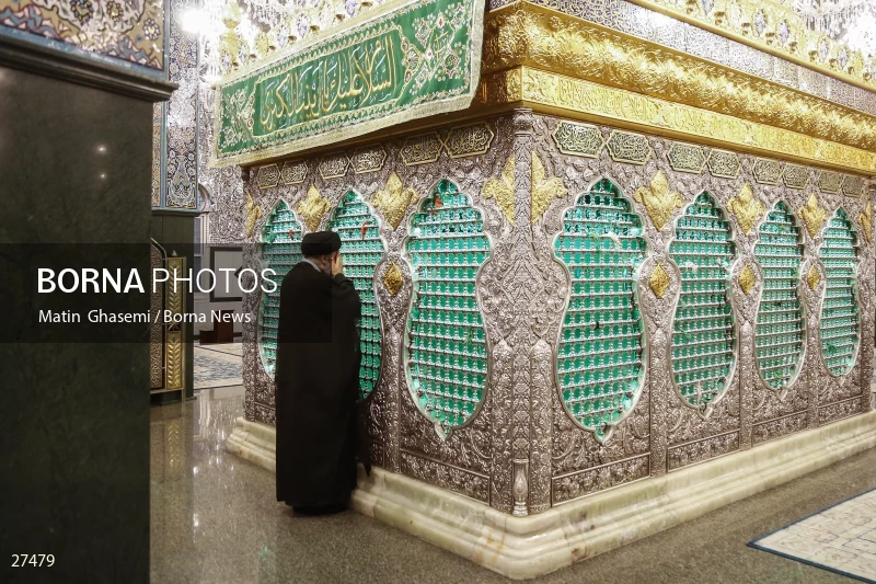 President Ebrahim Raisi in the holy shrine of Hazrat Zeinab (PBUH)