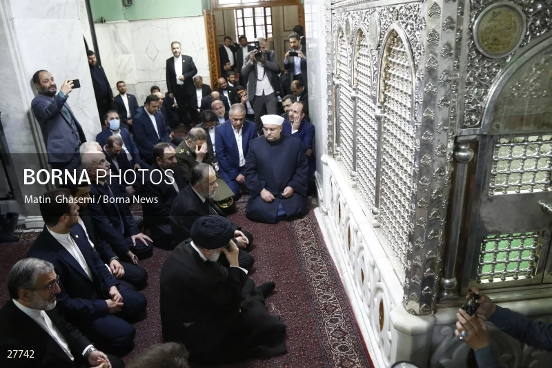 President Ebrahim Raisi in Umayyad Mosque of Damascus