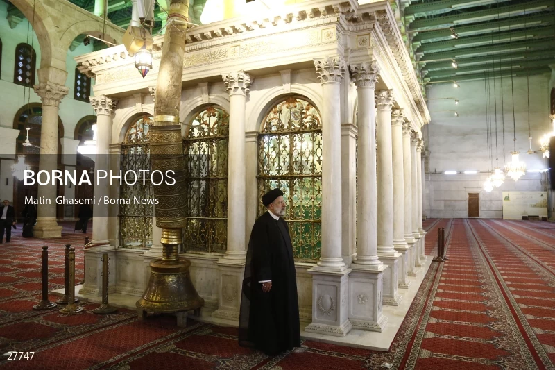 President Ebrahim Raisi in Umayyad Mosque of Damascus