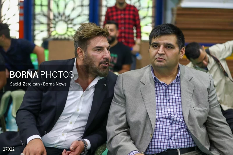 The record setting of Iran's national weightlifting team