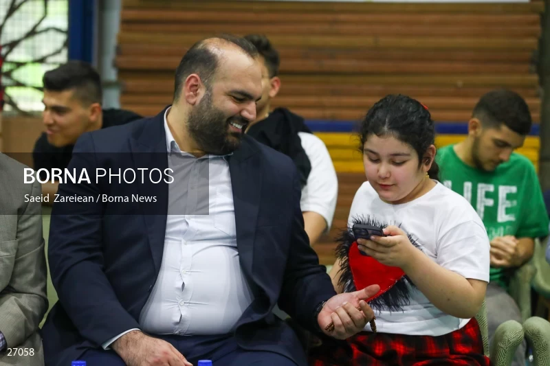 The record setting of Iran's national weightlifting team