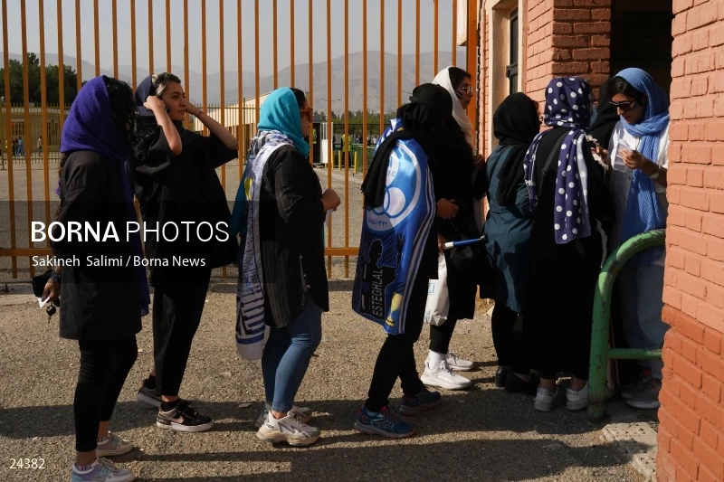 The first attendance of women in the stadium in a match of the Premier Football League of Iran