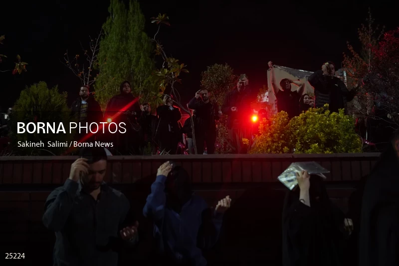 Qadr Night in Imamzadeh Saleh Tajrish (21th day of Ramadan)
