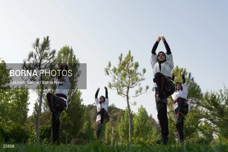 Women athletes of Ancient Iranian martial arts (Parthowa)