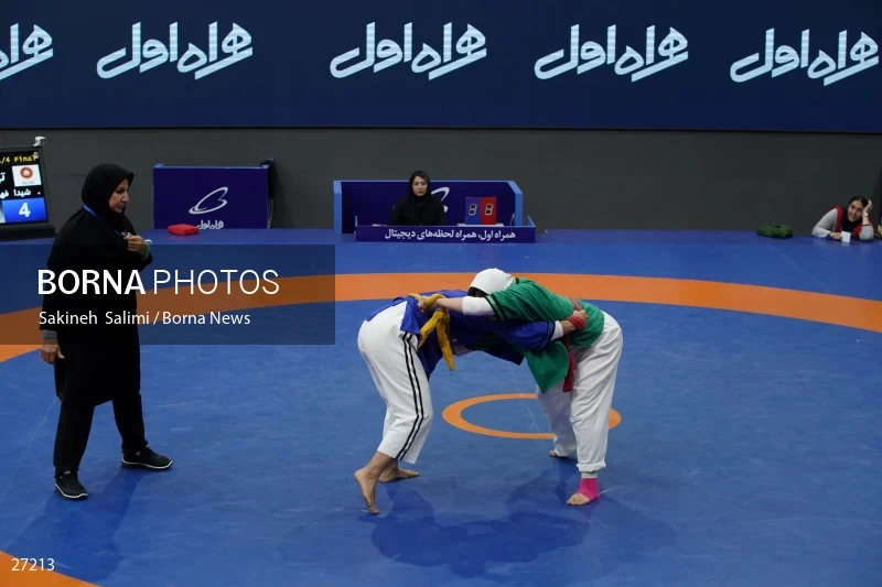 The national championship and selection of the Iranian female Alysh wrestling national team