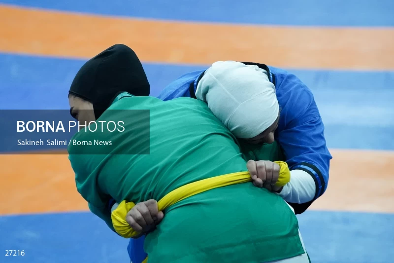 The national championship and selection of the Iranian female Alysh wrestling national team