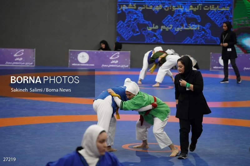 The national championship and selection of the Iranian female Alysh wrestling national team