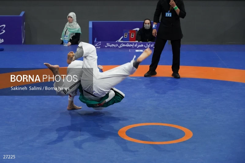 The national championship and selection of the Iranian female Alysh wrestling national team