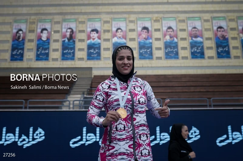 The national championship and selection of the Iranian female Alysh wrestling national team