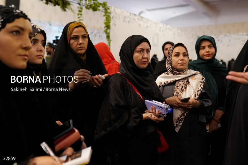 Muharram mourning clothing exhibition in Tehran