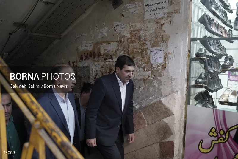 First vice president visits Pachenar Bazaar in Tehran