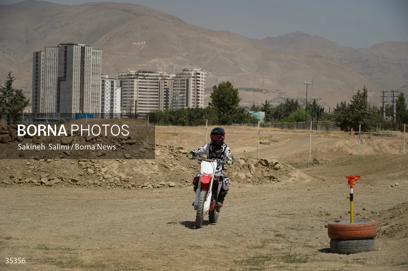 Iranian women's national motocross team