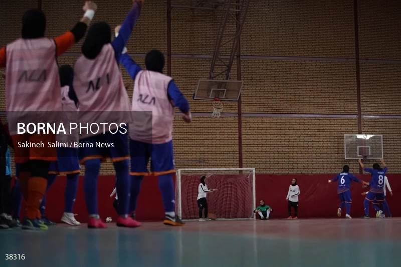 Women's Futsal Super League - Saipa VS Mehrezam