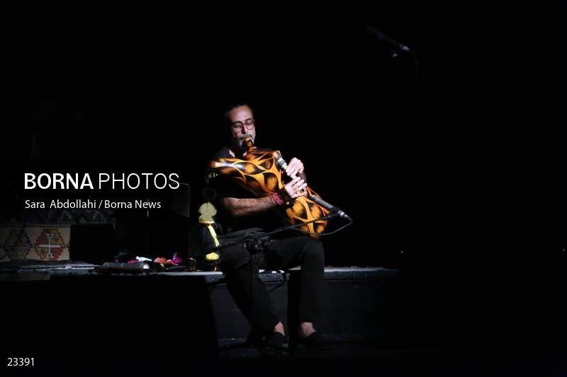 Lian music band concert