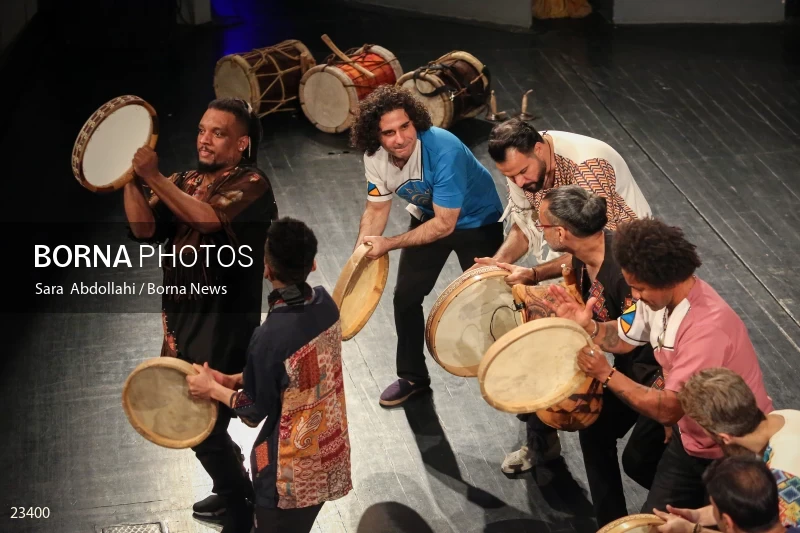 Lian music band concert