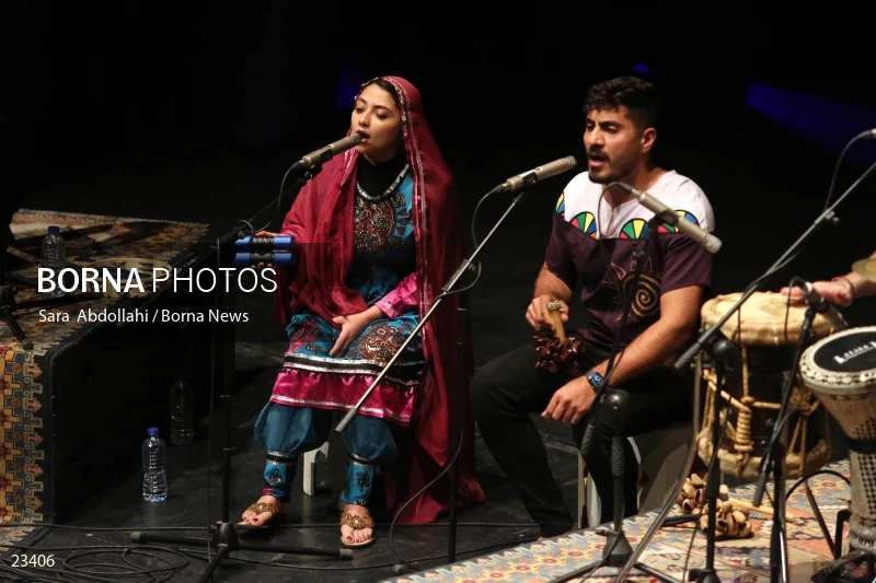 Lian music band concert