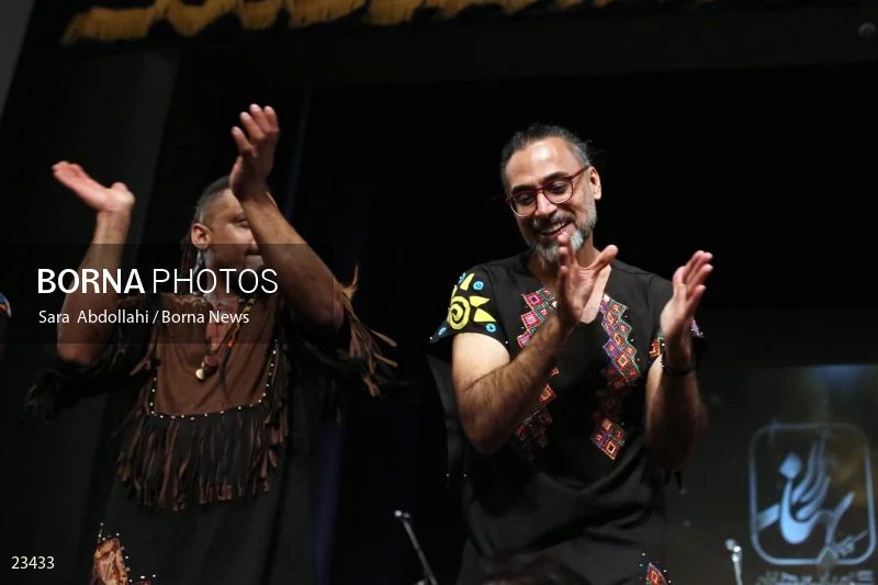 Lian music band concert