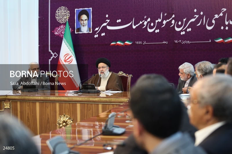 The meeting of the president with a group of benefactors and officials of charitable institutions