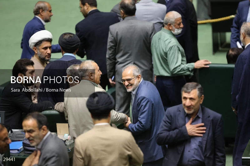 Parliamentary session about confidence vote to Minister of Education