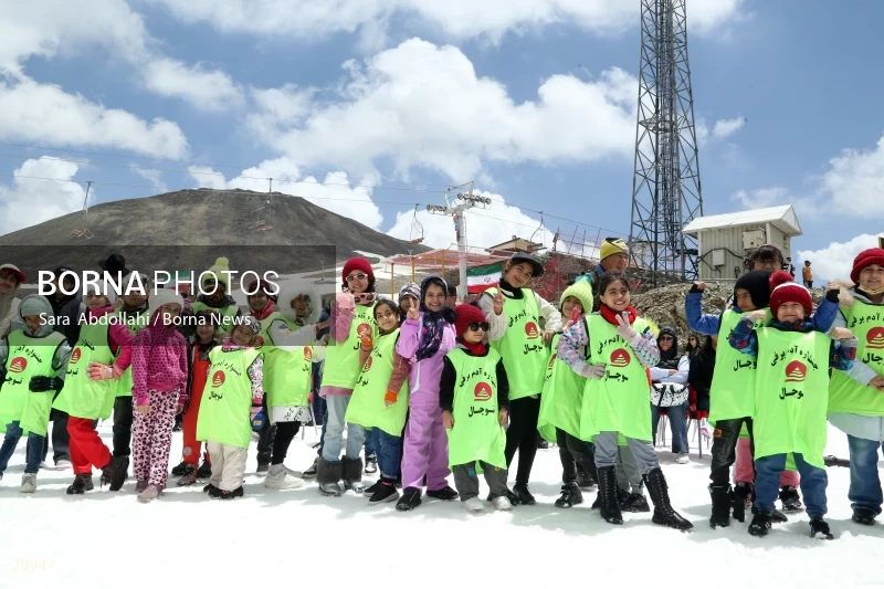 Snowman Festival in Tochal