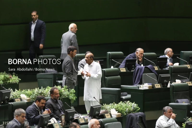 The meeting of Iranian Parliament to review the qualifications of the proposed Minister of Agriculture