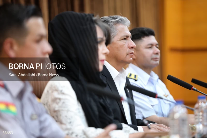 Meeting between the Ministers of Defense of Bolivia and Iran