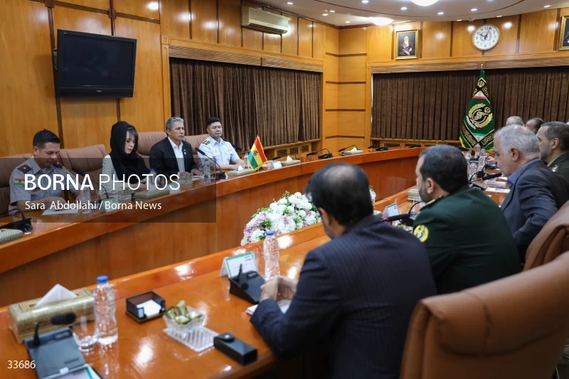 Meeting between the Ministers of Defense of Bolivia and Iran