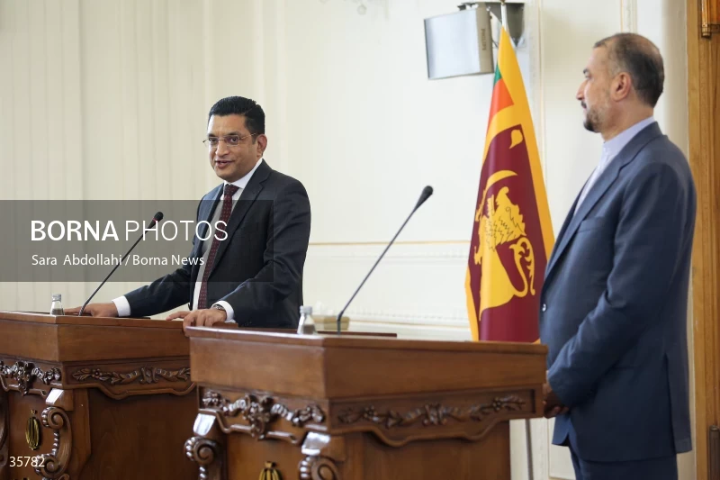 Iran and Sri Lanka FMs meet