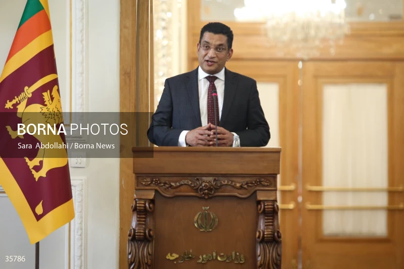Iran and Sri Lanka FMs meet
