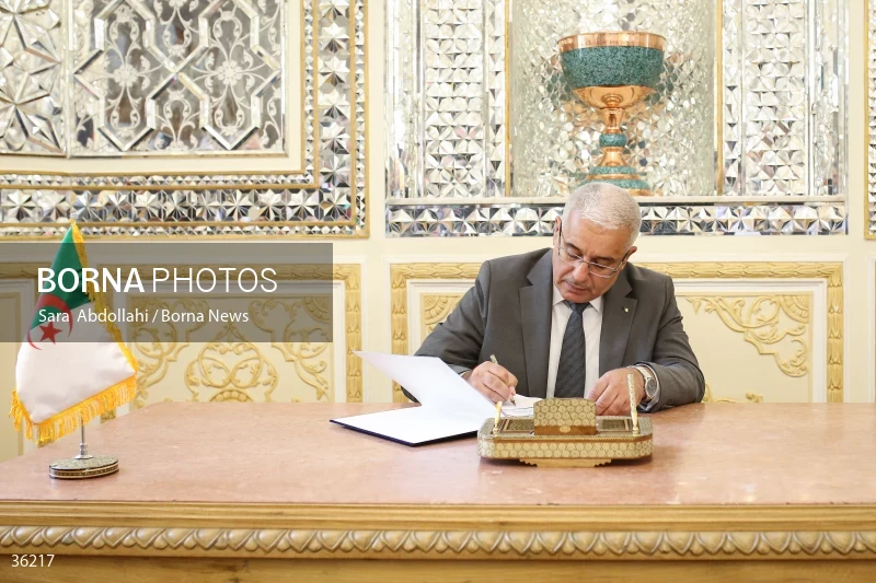 Iran's minister of foreign affairs meets President of Algeria's People's National Assembly