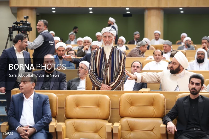 The meeting of scholars and elites of the Sunni community with the President