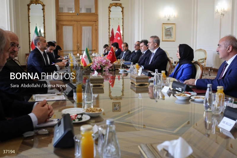 The meeting of the Foreign Ministers of Iran and Turkey