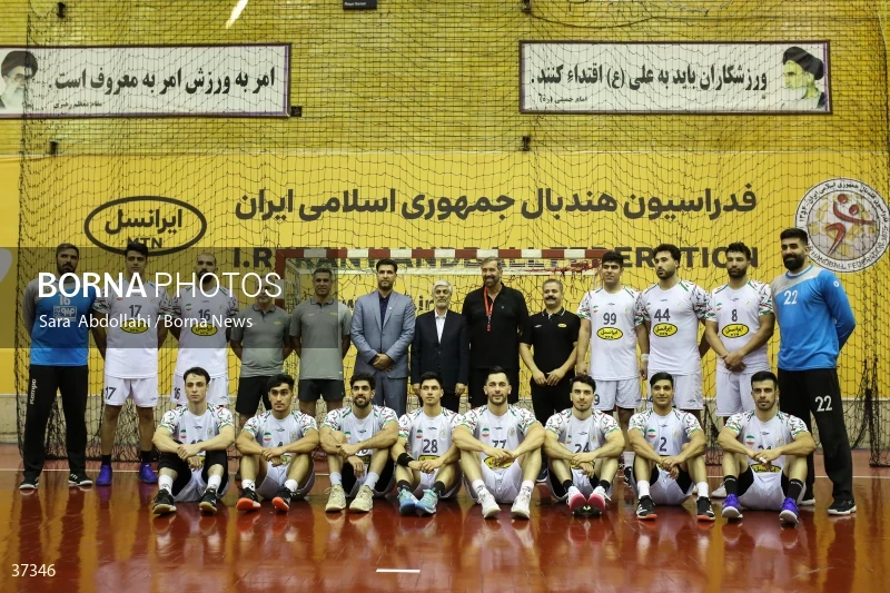 The visit of the Minister of Sports and Youth to the camp of the national handball team