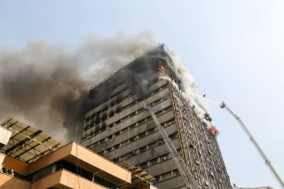 آتش سوزی و ریزش ساختمان پلاسکو در تهران