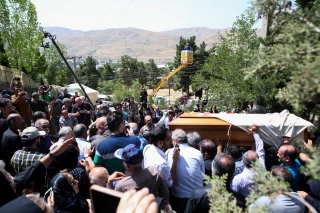 خاکسپاری عباس کیارستمی در لواسان