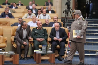بزرگداشت دولتمردان دفاع مقدس