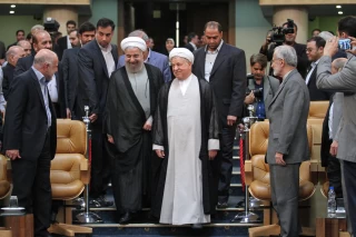 بزرگداشت دولتمردان دفاع مقدس