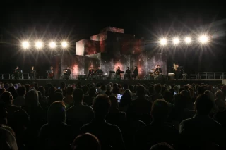 کنسرت شهرام و حافظ ناظری در برج میلاد